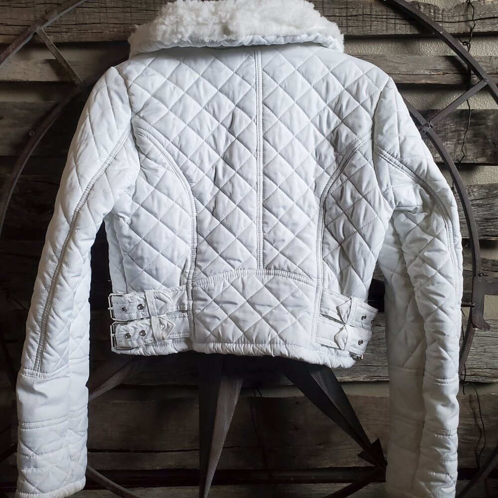 Quilted Crop Jacket - Picture 6 of 7
